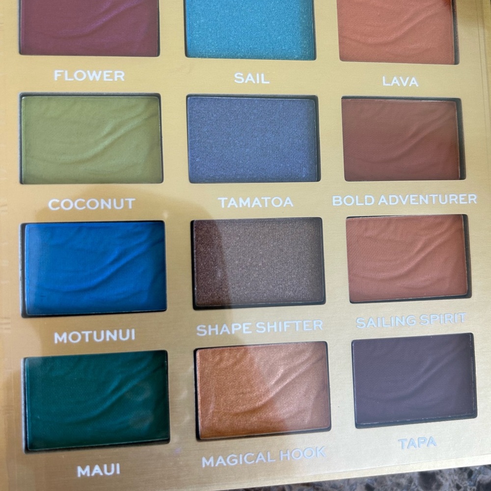 💄Disney Revolution Moana Eyeshadow Palette - Picture 7 of 8